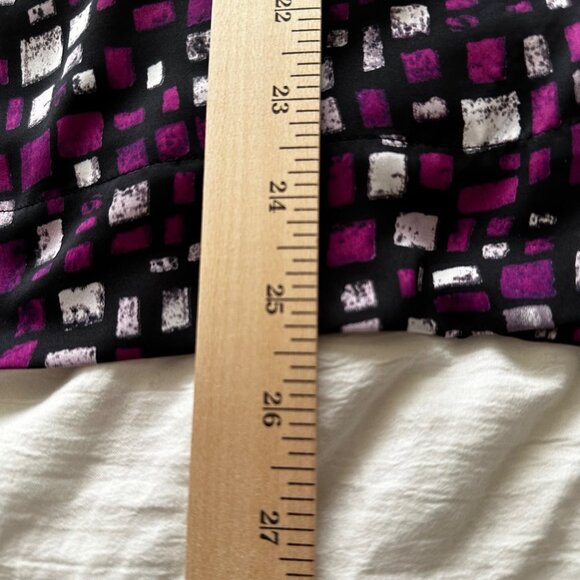 Sejour Women's 20W Geometric Print Short Sleeve Top w/Side Zip Artsy Whimsigoth - Picture 7 of 7